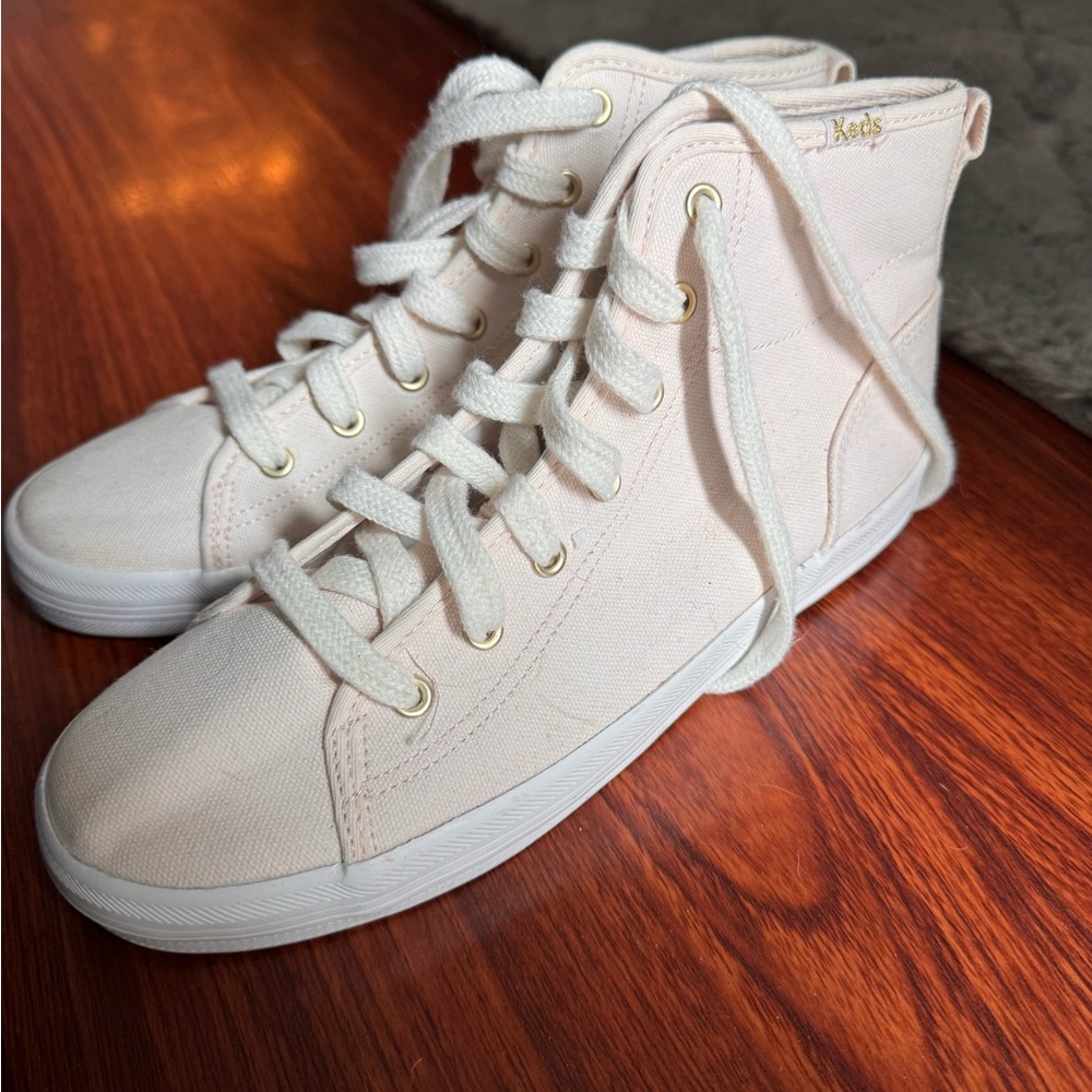NEW Keds Women's Light Pink High-Top Sneakers